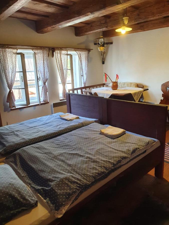 Stramberk V Kute Apartment Bagian luar foto